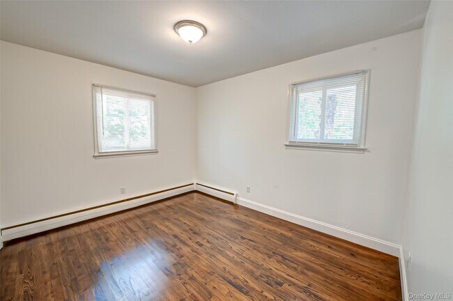 Building Photo - 26 Valleywood Rd
