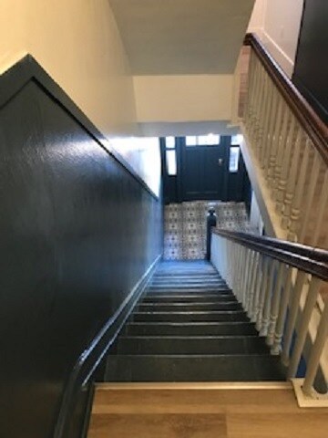 Building Photo - 985 White St