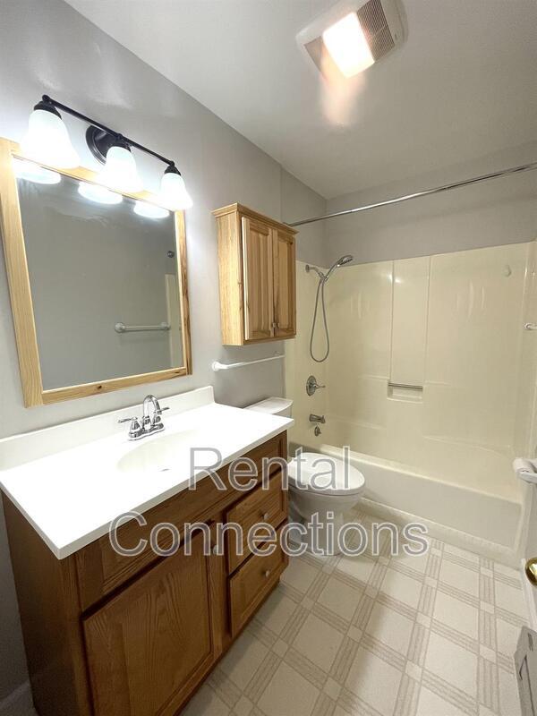 Building Photo - 8972 IL-13