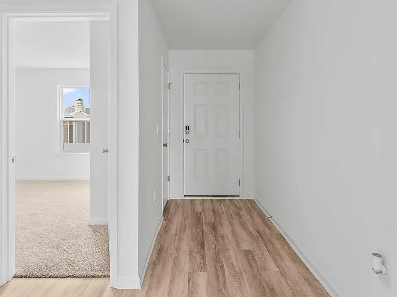 Building Photo - 157 Gray Owl Dr