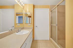 Building Photo - Point Place, Aventura, FL 33180 - 3 BR 3 BA condo