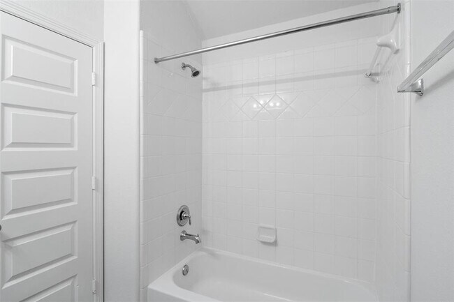 Building Photo - 3307 Avary River Ln