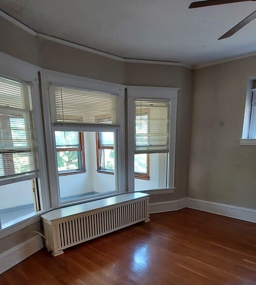 Living Room - 2024 Grand Ave S