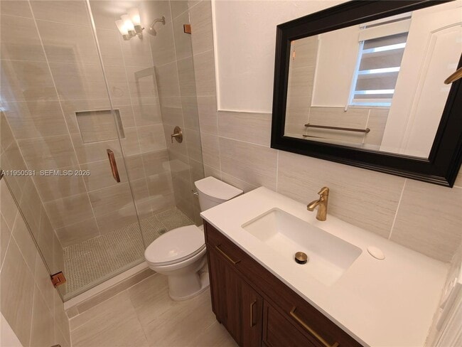 Building Photo - 1812 N 40th Ave