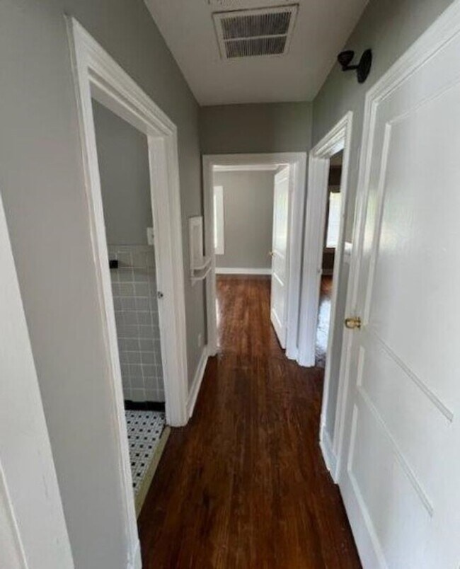 Building Photo - BELOW MARKET RENT!