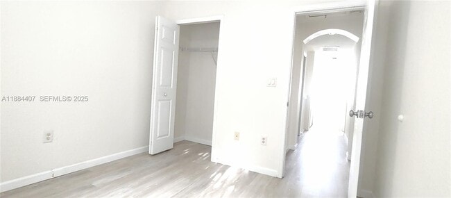 Building Photo - 2616 SE 14th Ave