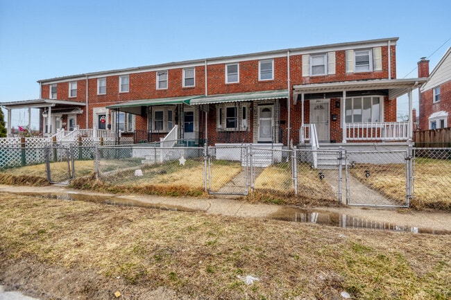 Building Photo - 8413 Kavanagh Rd