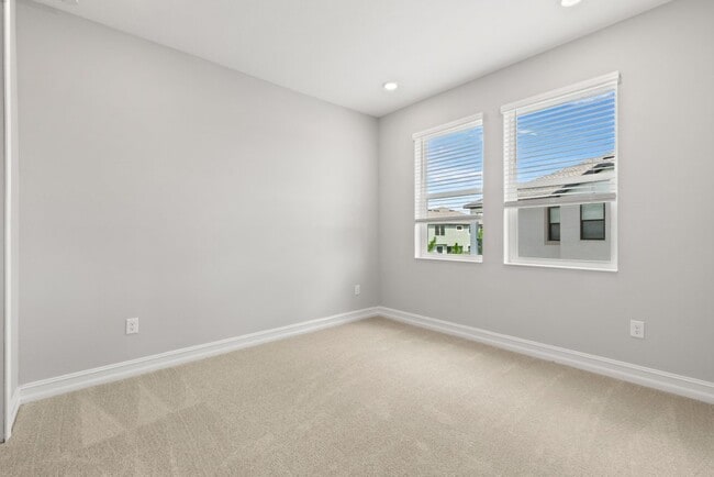 Building Photo - "Charming 3-Bedroom Rental in estancia the Center of Wesley chapel.