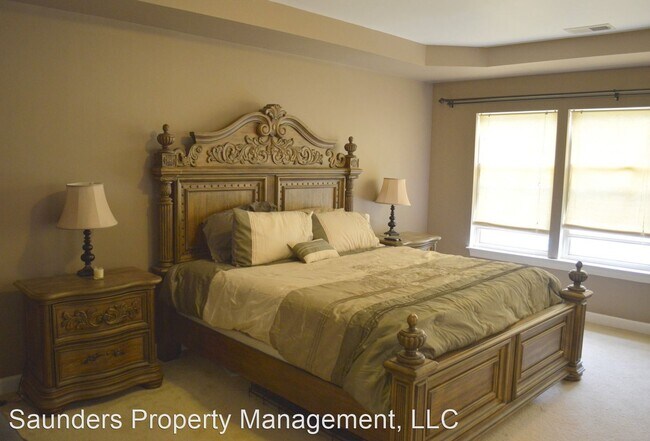 Building Photo - 4981 Wyngate Village Dr