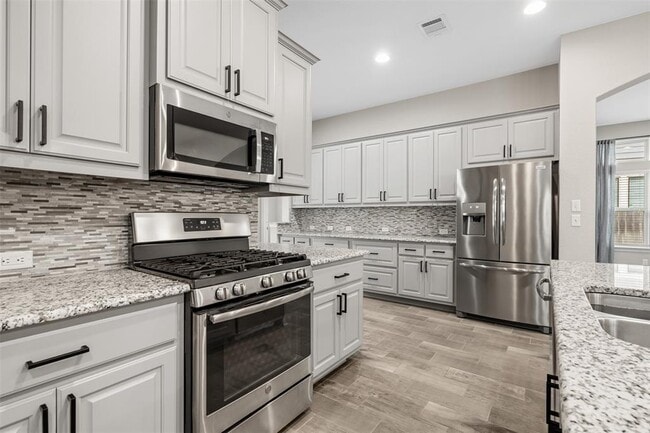 Building Photo - 385 Bonnet Blvd