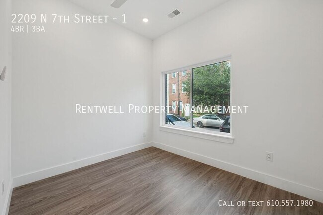 Building Photo - 2209 N 7th St