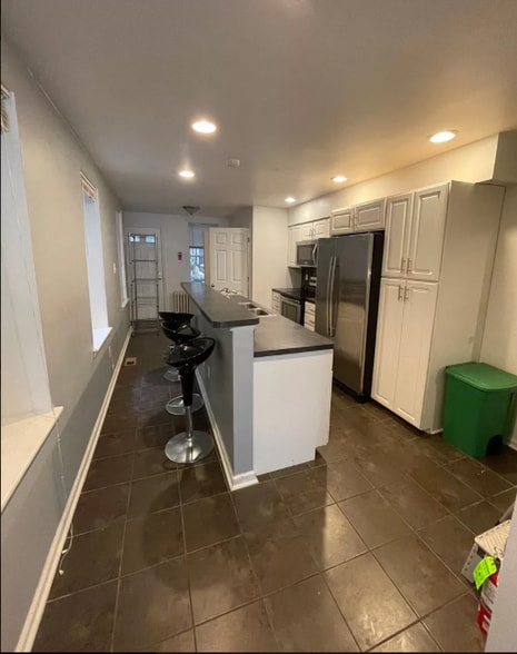 Kitchen Island - 3925 Baltimore Ave
