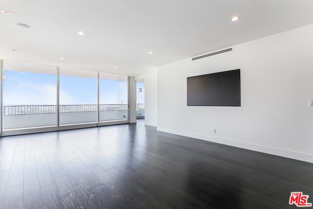 Building Photo - 1100 Alta Loma Rd