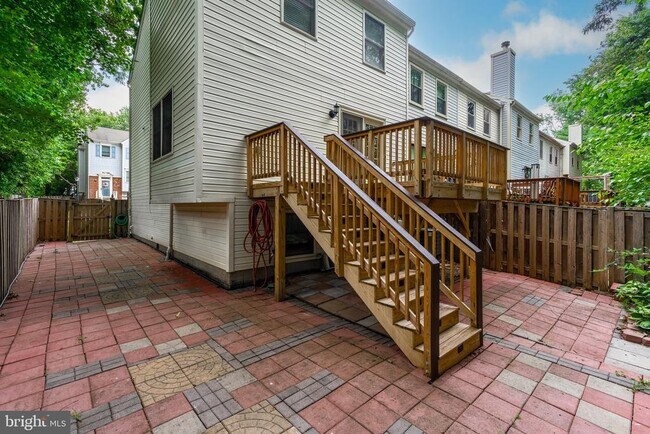 Building Photo - 3700 Roxbury Ln