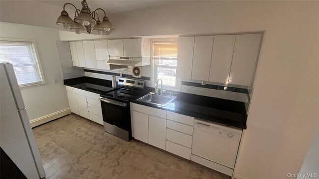 Building Photo - 75A Muncy Ave