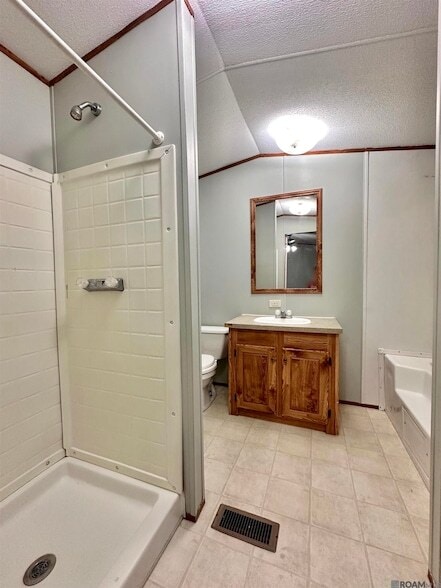 Building Photo - 8338 Hackberry St