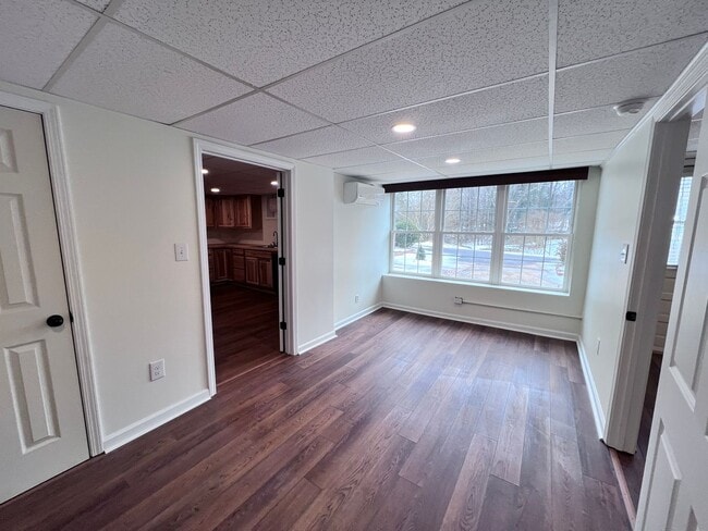 Building Photo - For Rent Mocksville Unit B