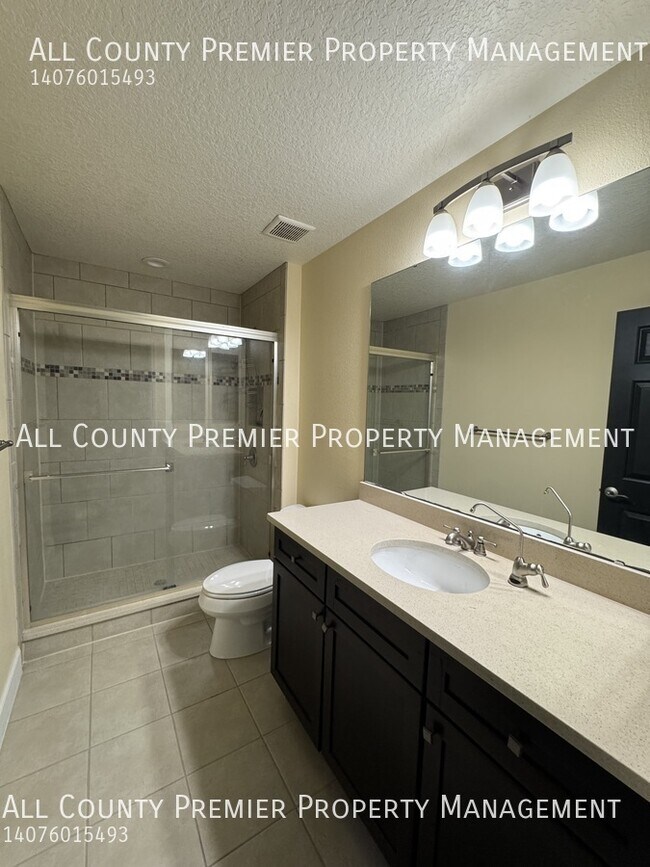 Building Photo - 203 Spalding Way
