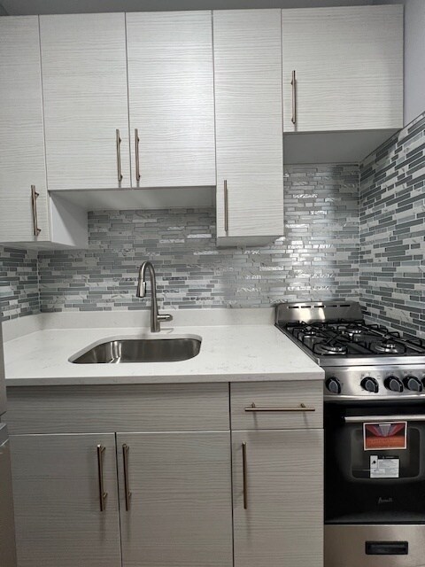 Building Photo - 4427 N Seeley Ave