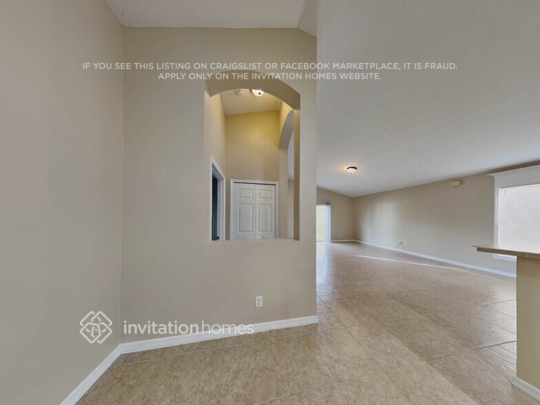 Building Photo - 4712 White Heron Dr