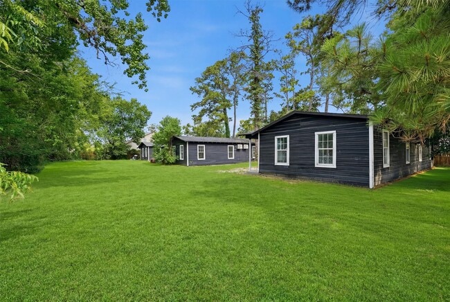 Building Photo - 8038 Record St