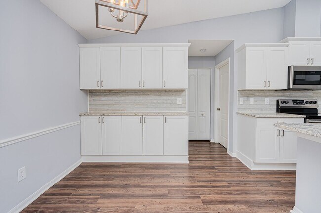Building Photo - 3 Bedroom Port Orange Home