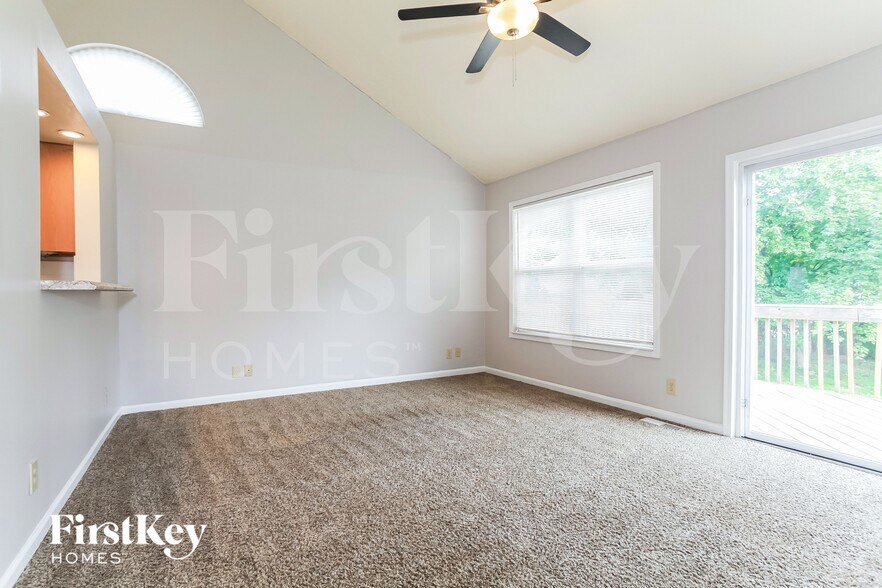 Building Photo - 7386 Sterling Springs Way
