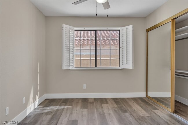 Building Photo - 2710 Strathmoor Dr