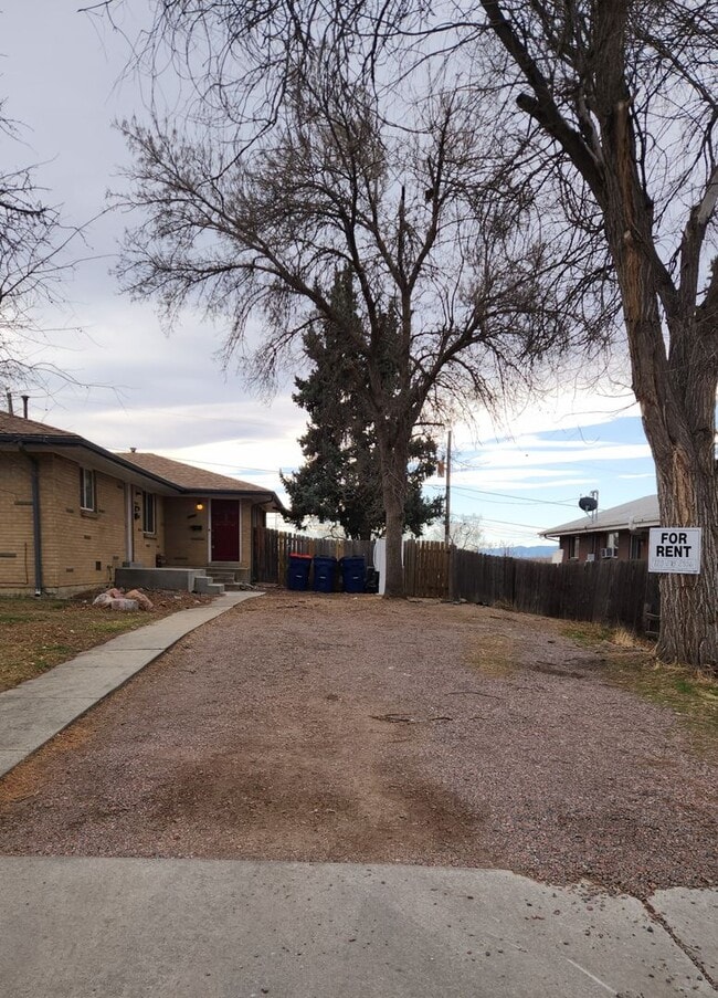 Building Photo - 78th Ave