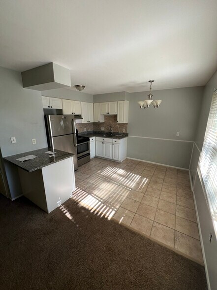 Primary Photo - 19815 E 14 Mile Rd