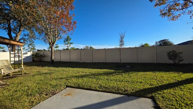 Building Photo - ** COMING SOON ** 3 Bedroom 2 Bath Single Family Home in South Daytona