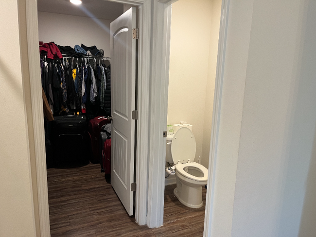 Building Photo - 503 Merganser Way