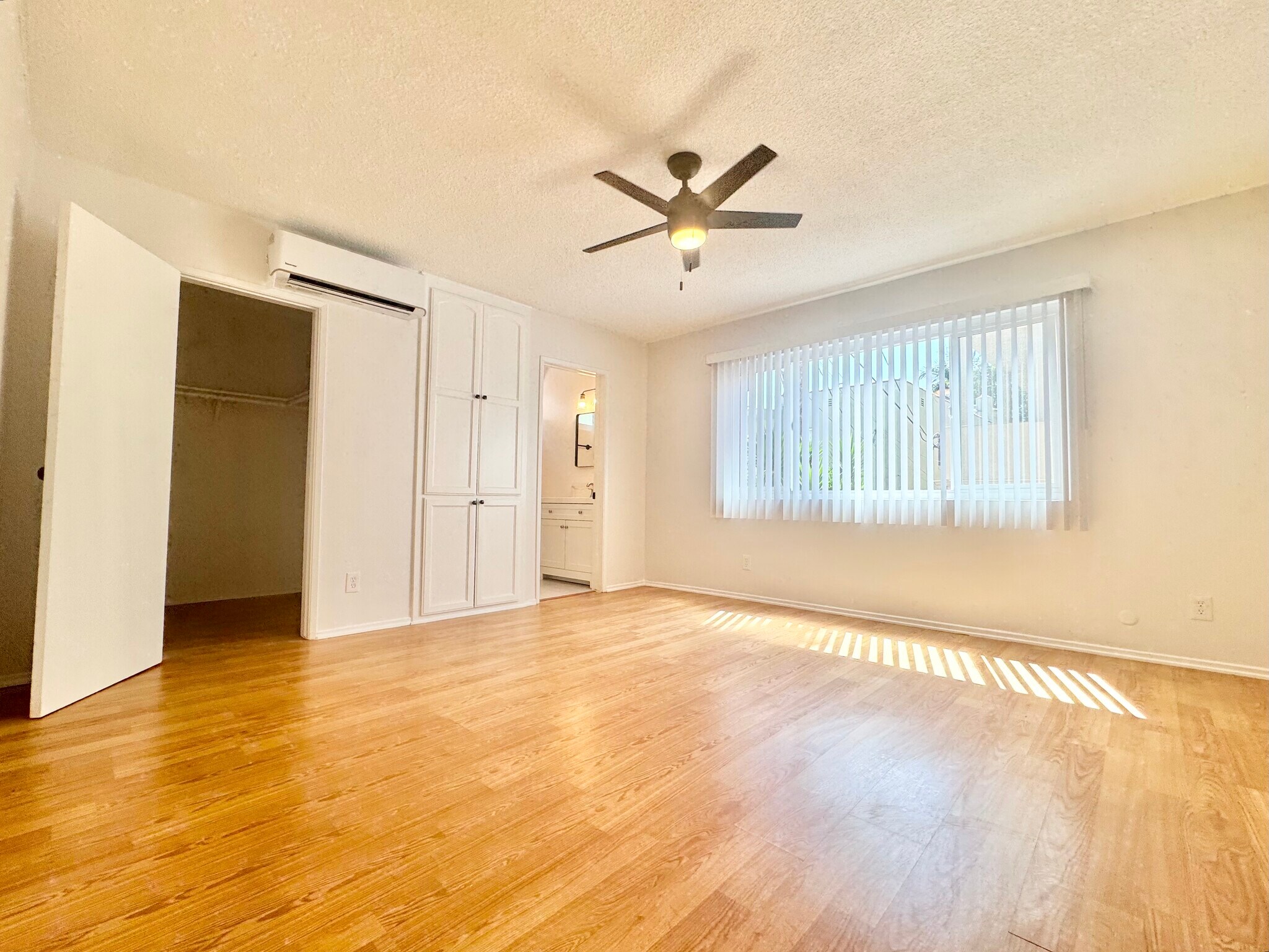 Building Photo - 930 S Shenandoah St