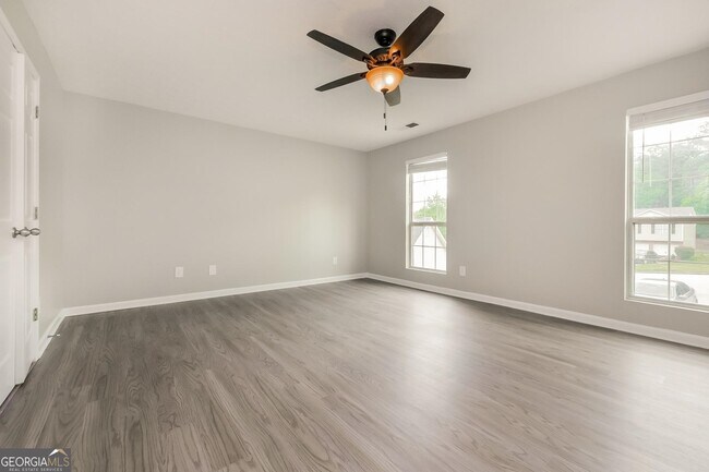 Building Photo - 1576 Norman Crossing