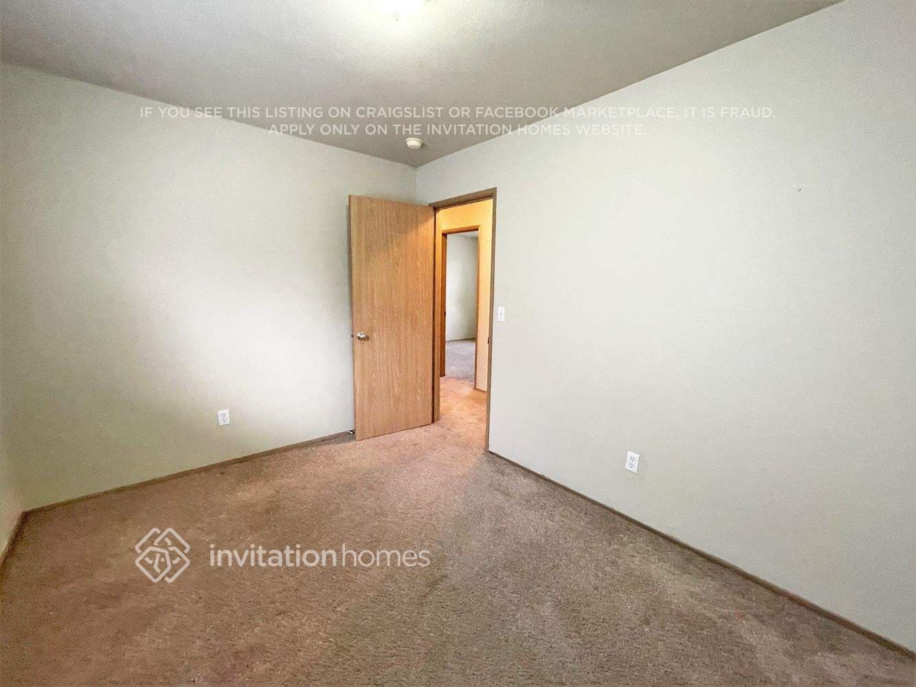 Building Photo - 18006 Panorama Blvd E