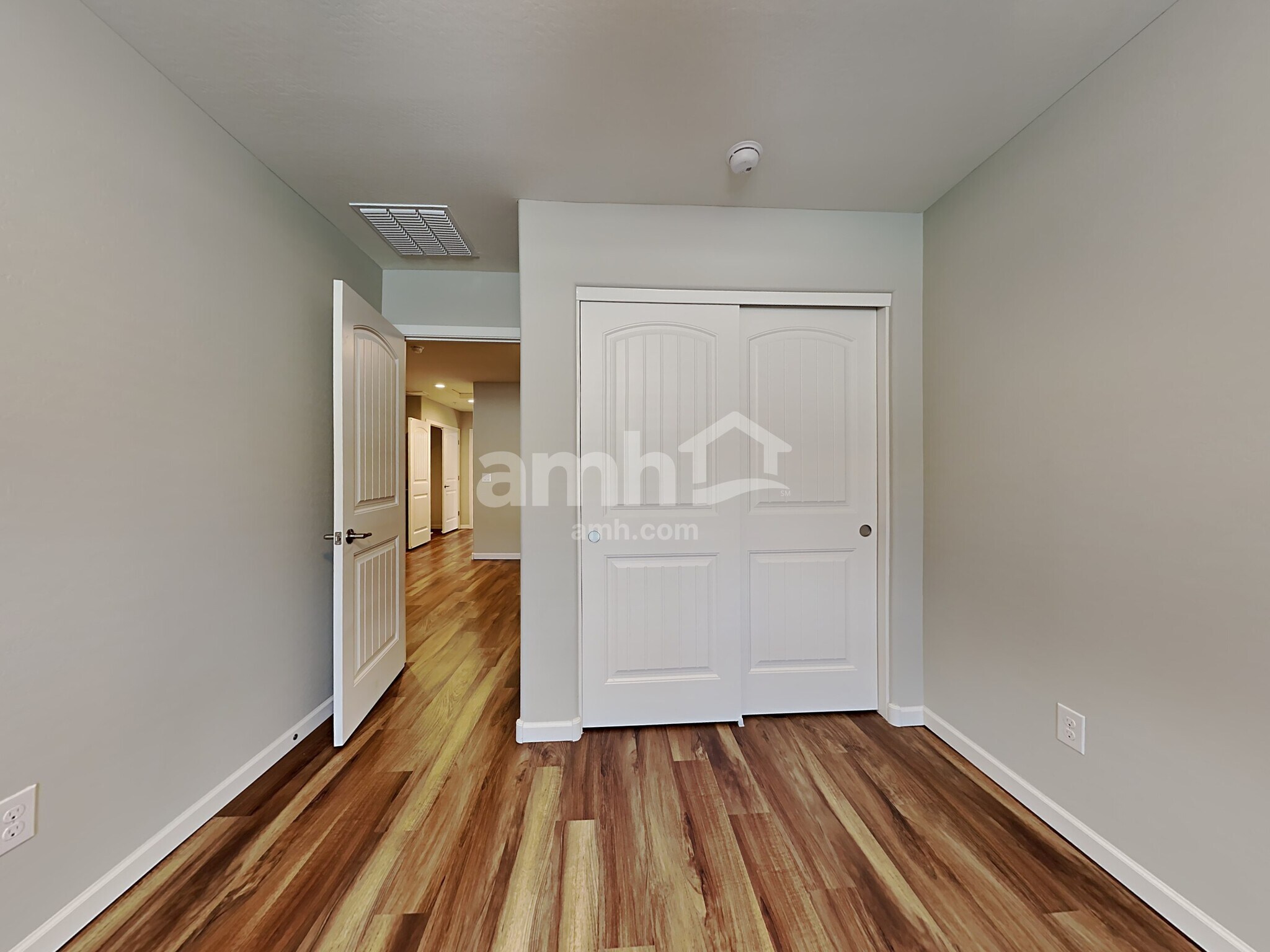 Building Photo - 20789 W Thomas Rd
