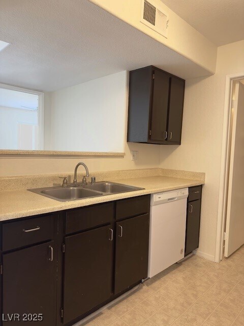 Building Photo - 7885 W Flamingo Rd
