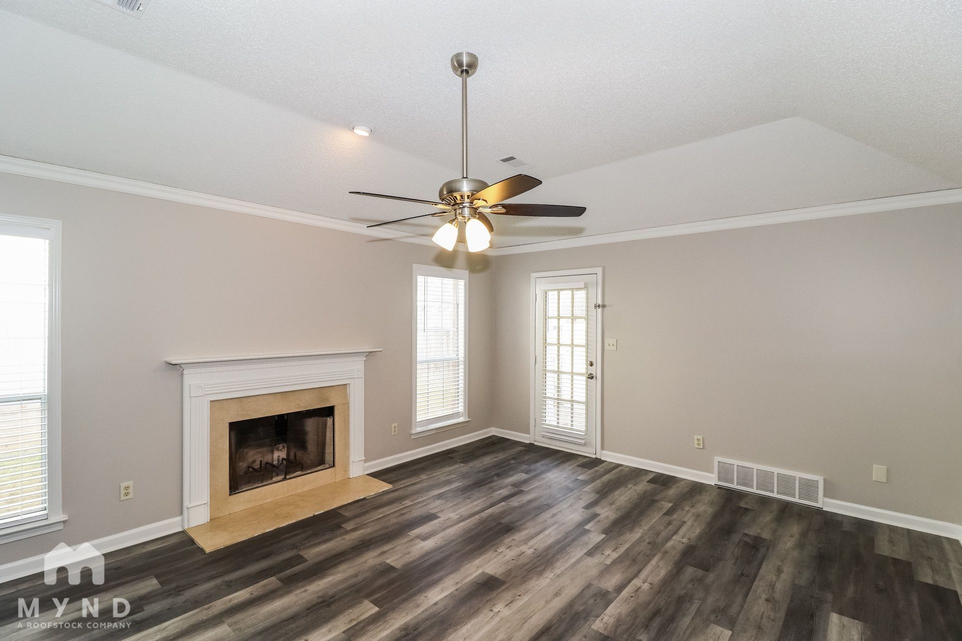 Building Photo - 9020 Pepper Hollow Ct