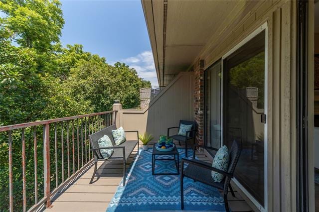 Building Photo - 2036 Signal Ridge Pl