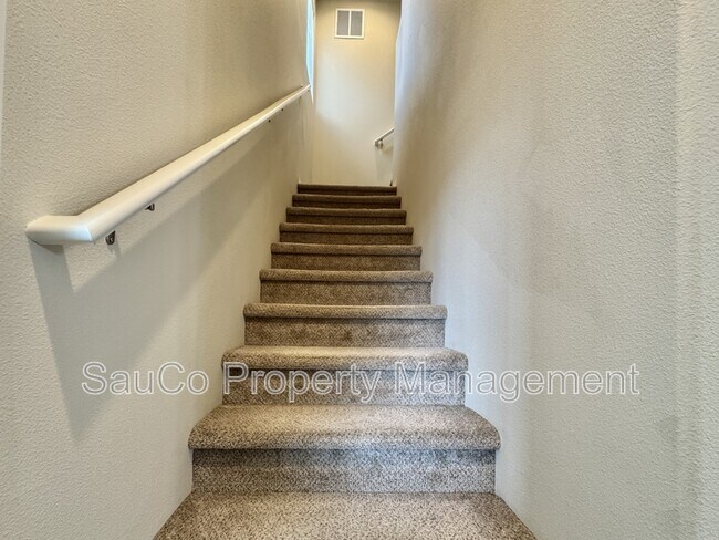 Building Photo - 13558 SW Beach Plum Terrace