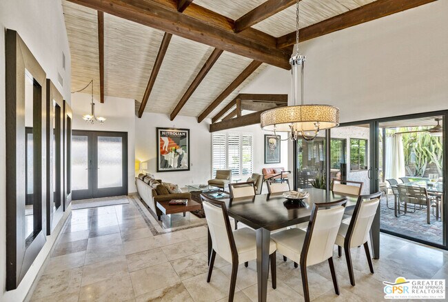 Building Photo - 1347 Primavera Dr S