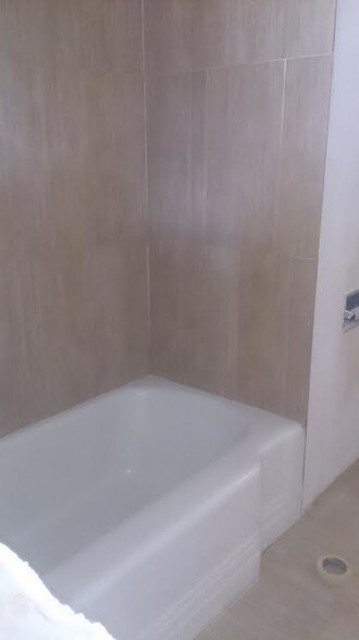 Building Photo - 344 E Virginia Cir