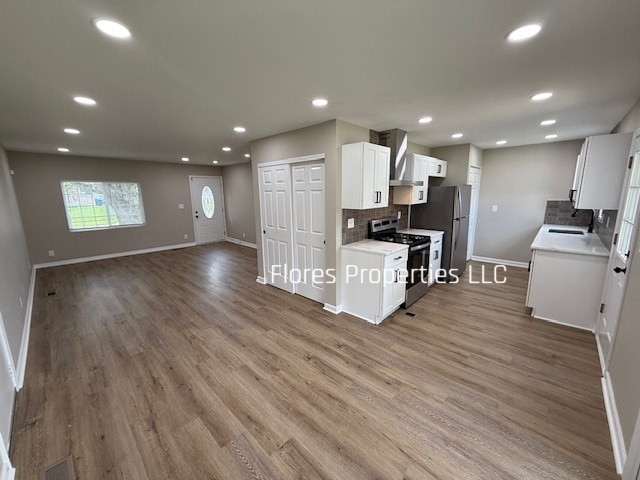 Building Photo - 1300 Evaline Dr