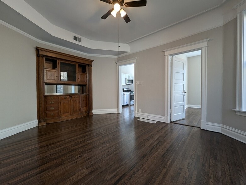 Building Photo - 3824 N Fremont