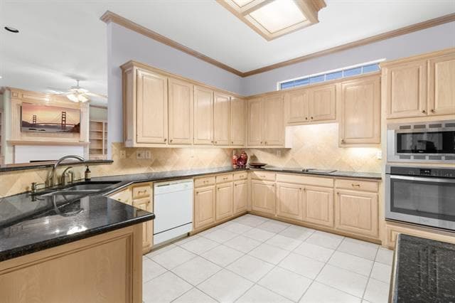 Building Photo - 2313 Marblewood Dr