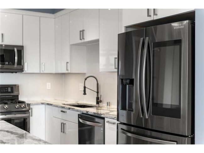 Building Photo - 500 E Grant St