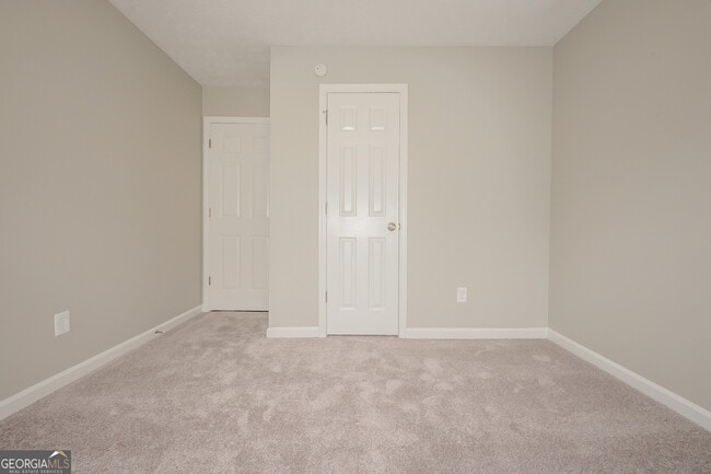 Building Photo - 2580 Riverwood SPG