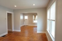 Building Photo - 172 Fruit Hill Ave