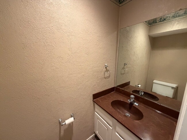 Building Photo - Cozy Elegance: Charming 2-Bed Lubbock Retreat with Fireplace & Spacious Living!