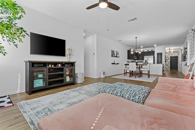 Building Photo - 414 Geode Glen